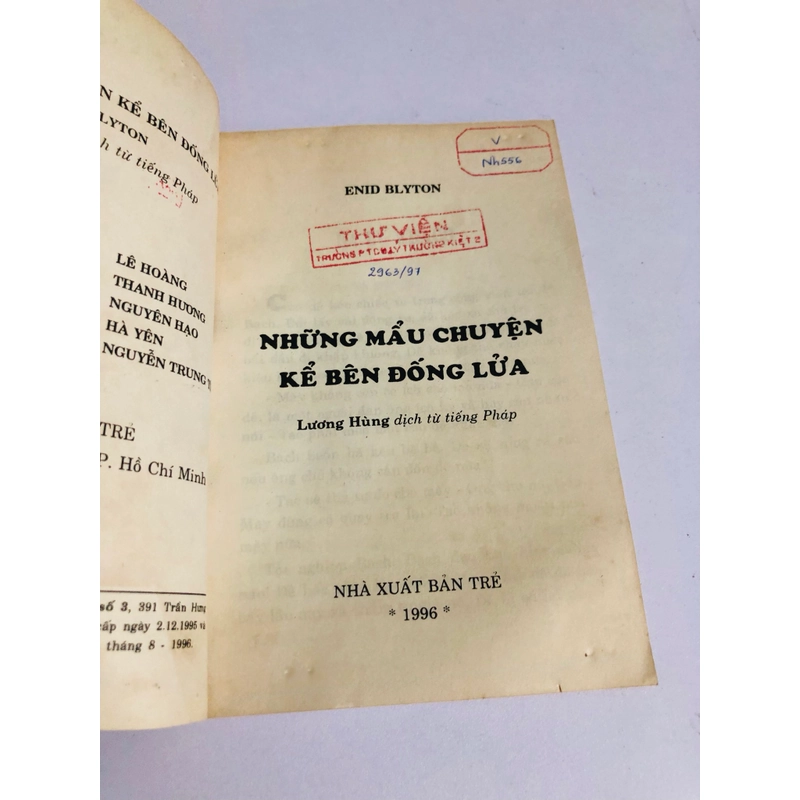 📚 NHỮNG MẨU CHUYỆN KỂ BÊN ĐỐNG LỬA 545961