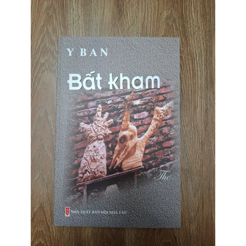 Bất kham - Y Ban - Tập thơ 780009