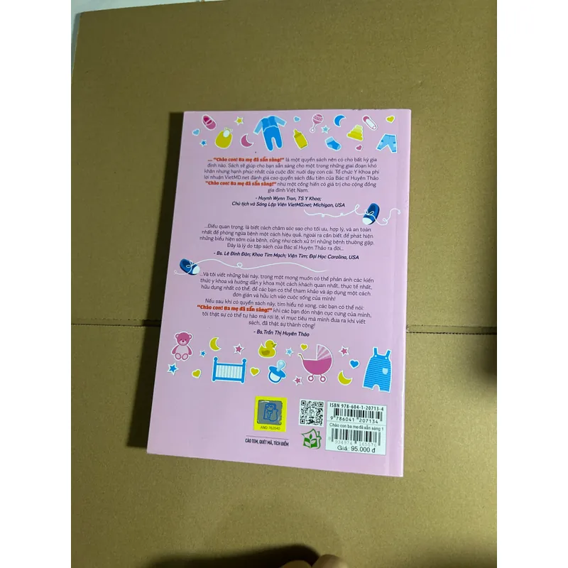 Chào con! Ba mẹ đã sẵn sàng! 732488