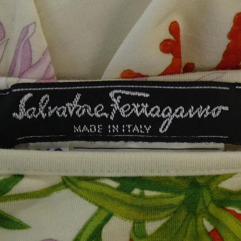 Áo thun SALVATORE FERRAGAMO - Hàng hiệu Authentic 824742