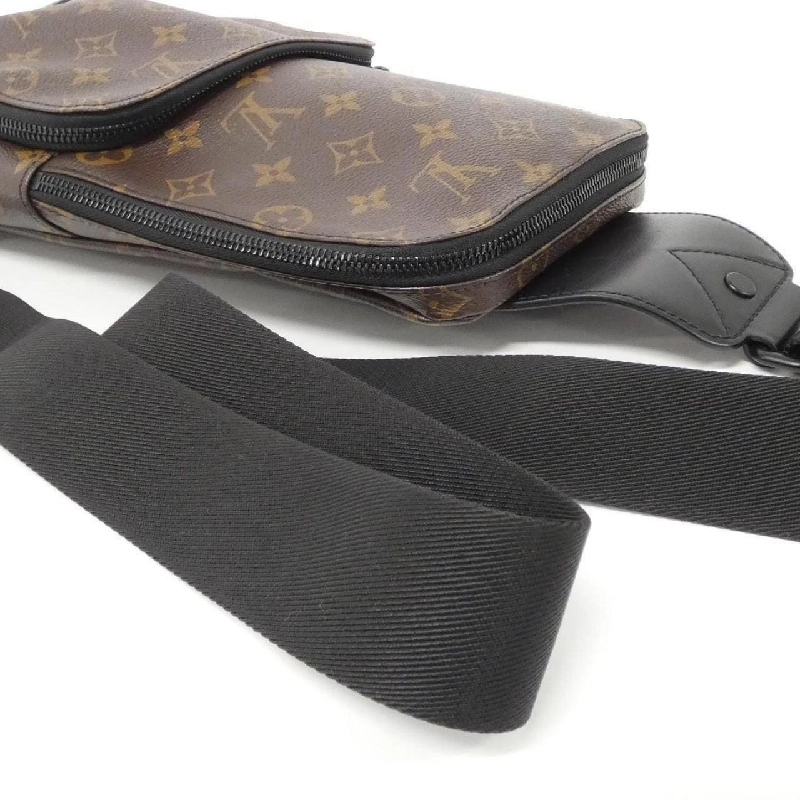 Túi đeo chéo Louis Vuitton Monogram Macassar Avenue Sling Bag M45897 613496