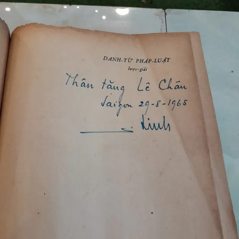 DANH TỪ PHÁP LUẬT LƯỢC GIẢI - TRẦN THÚC LINH 746518