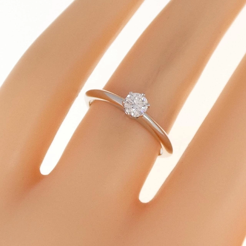 Nhẫn Solitaire Classic Tiffany 0.23CT G VVS1 VG - Hàng hiệu Chính hãng 840537