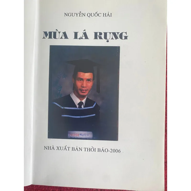 Mùa lá rụng- Nguyễn Quốc Hải- có chữ ký  1027688
