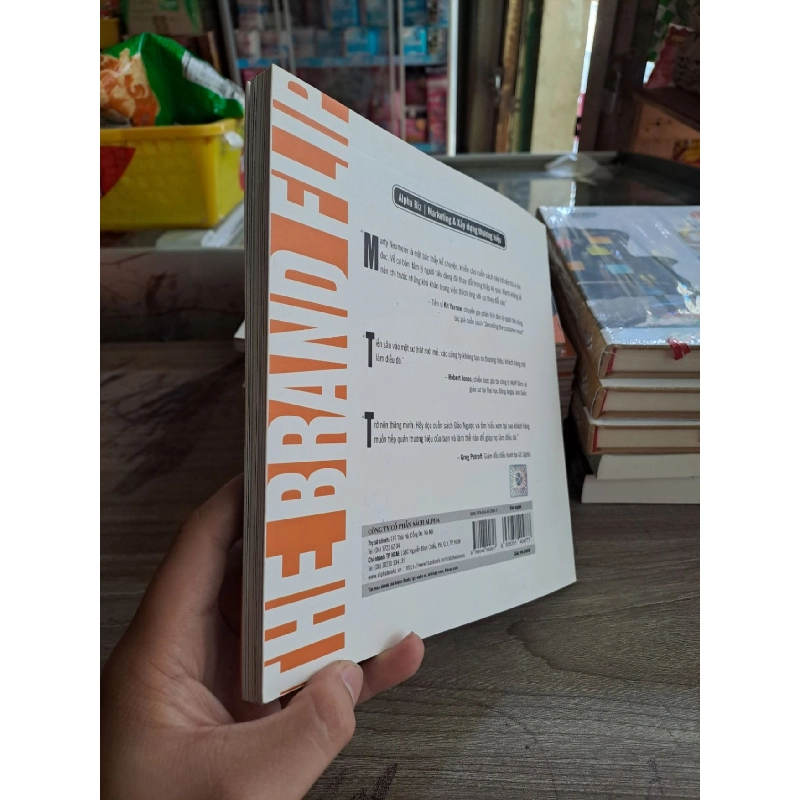 Đảo ngược mới 90% HCM1502 910713