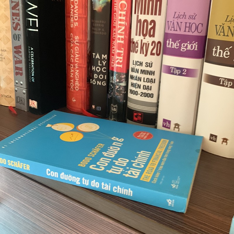 Sách kinh tế:Con Đường Tự Do Tài Chính -mới 95% 150376