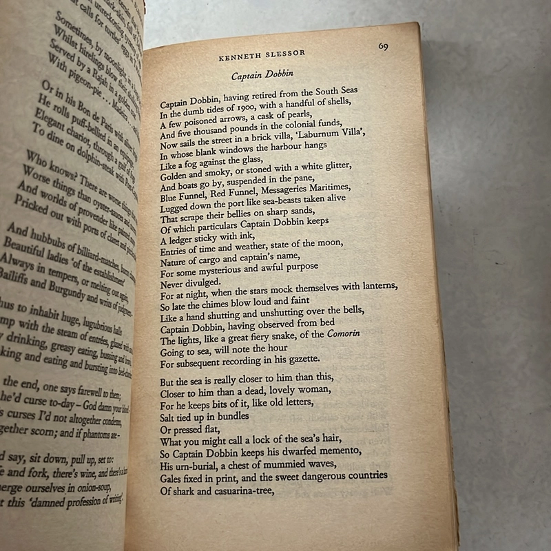 The Penguin Book of Modern Australian Verse  509275