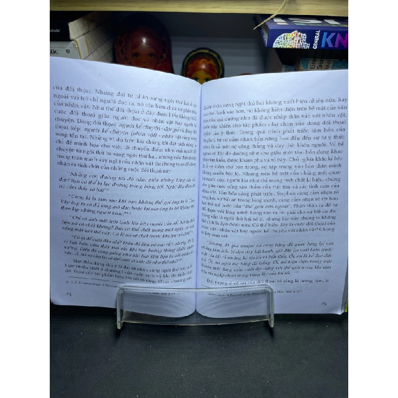 Tác gia, tác phẩm văn học nước ngoài trong nhà trường James Joyce 2006 mới 70% ố bẩn nhẹ HPB0906 SÁCH VĂN HỌC 459258