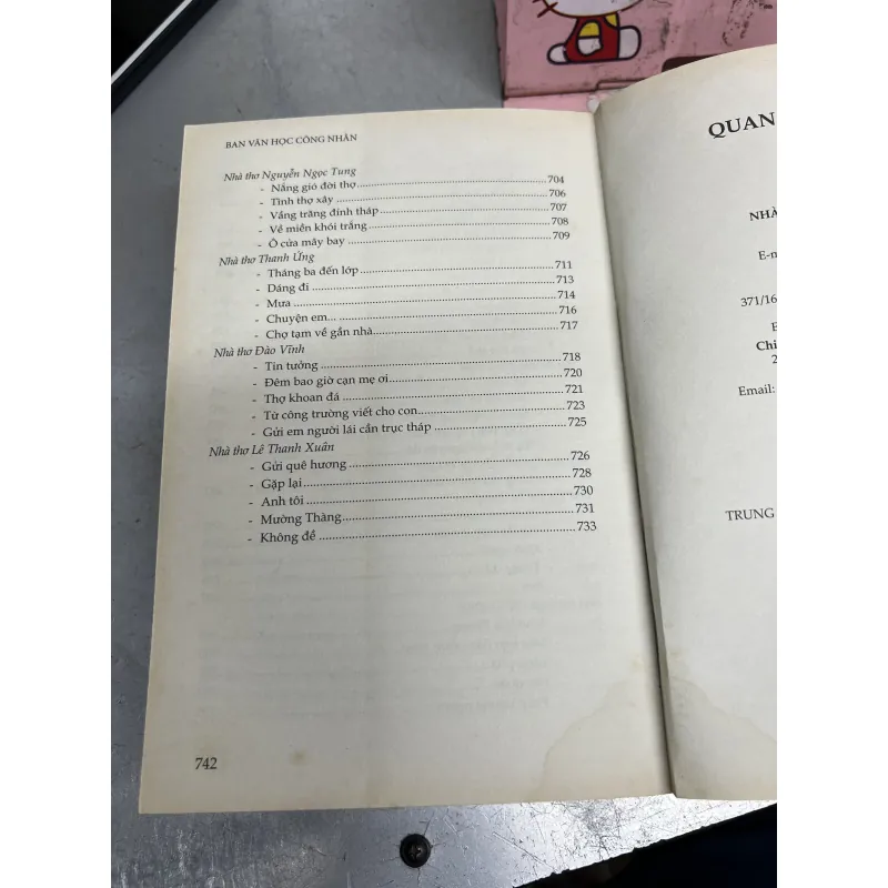 Quan Sơn Muôn Dặm - hợp tuyển thơ văn 932363