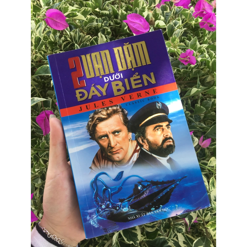 2 vạn dặm dưới đáy biển Jules Verne 530677