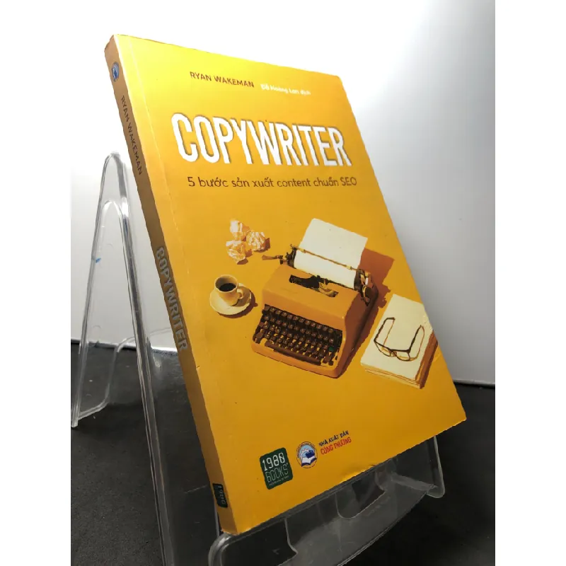 [Sách Cũ SCGR] Copywriter 5 bước sản xuất content chuẩn SEO 2021 mới 85% note chữ ký Ryan Wakeman HPB2208 MARKETING KINH DOANH 683501