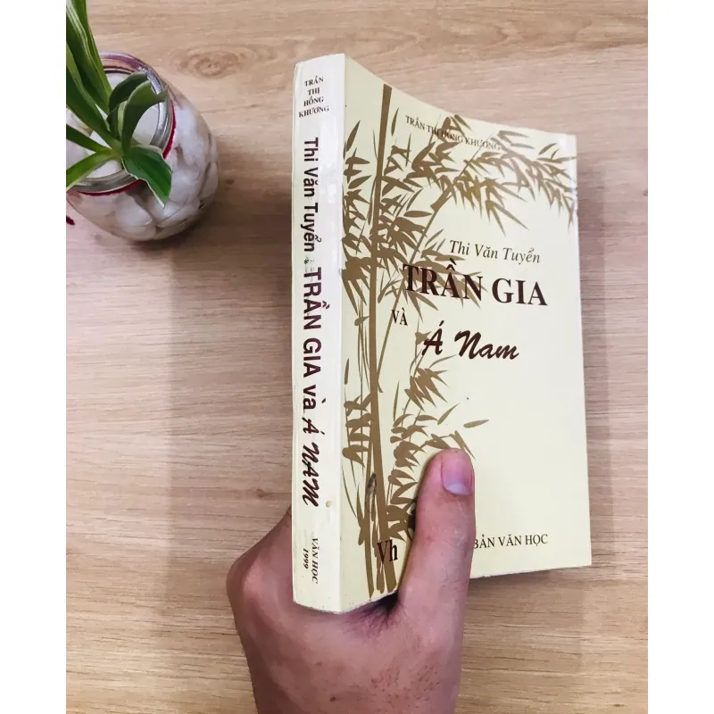 THI VĂN TUYỂN TRẦN GIA VÀ Á NAM - Trần Thị Hồng Khương 640980