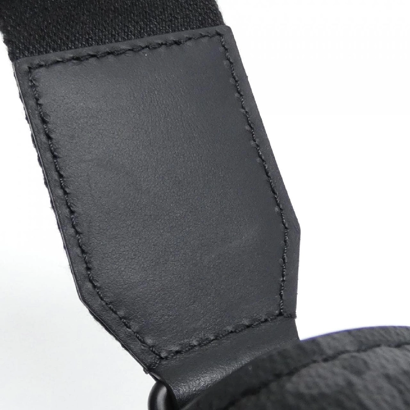 Túi đeo chéo Louis Vuitton Monogram Eclipse S-Cape Messenger M46794 - Hàng hiệu Chính hãng 803274