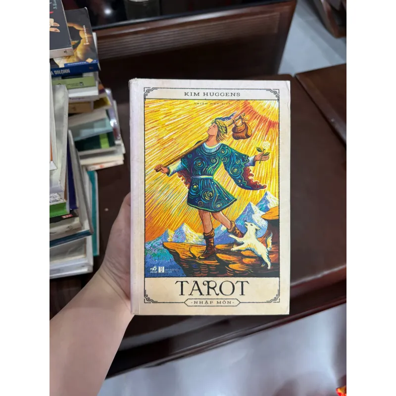 Tarot Nhập Môn – Kim Huggens | Sách Học Tarot Cơ Bản Dễ Hiểu- K4 1029392