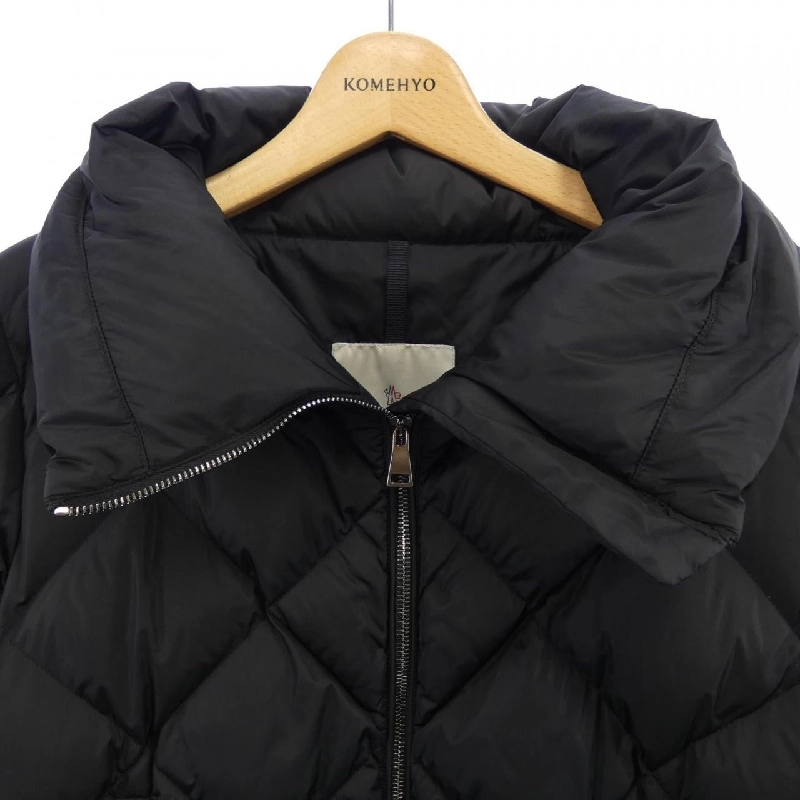 Áo khoác lông vũ MONCLER VOUGLANS 630686