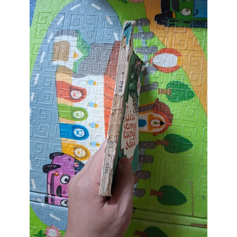 Lửa trong rừng sâu 1042848
