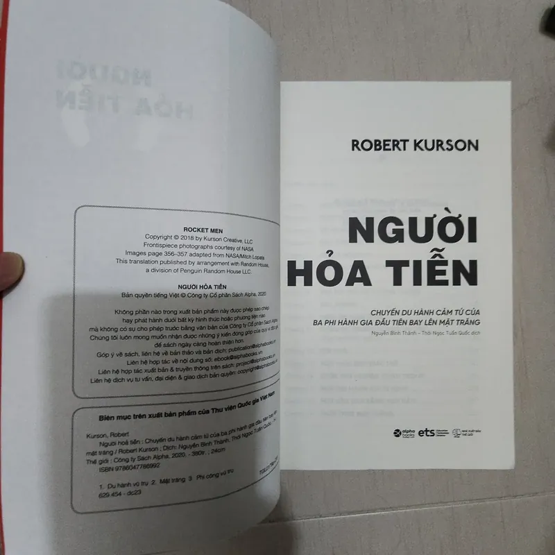 Sách combo 2 quyển Con tàu ma của Thế chiến 2 và Người hỏa tiễn 536956