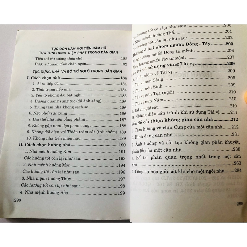MỘT SỐ PHONG TỤC NGHI LỄ DÂN GIAN TRUYỀN THỐNG VIỆT NAM  - 300 trang, nxb: 2014 360644