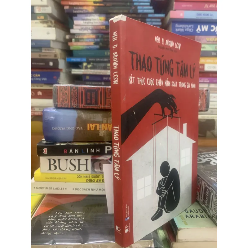 Thao túng tâm lý kiểm soát cuộc chiến trong gia đình 738254