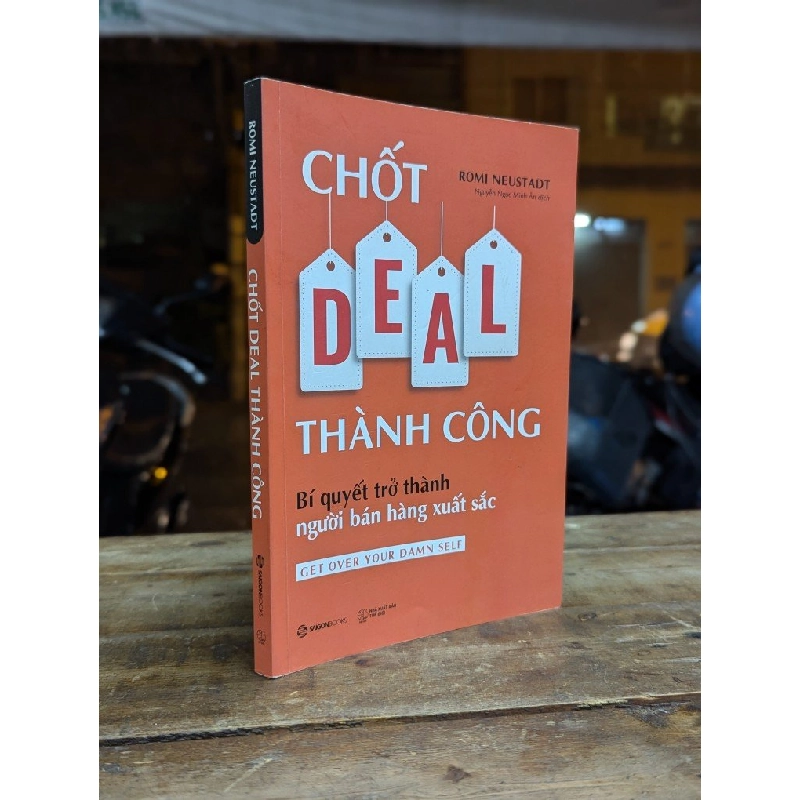 Chốt deal thành công - Romi Neustadt 256859