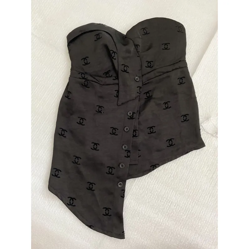 Áo cúp ngực đen 720349