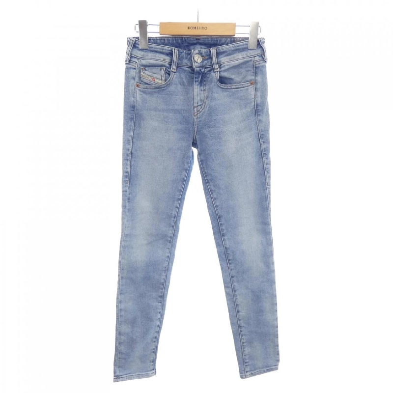 Quần jeans DIESEL - Hàng hiệu Authentic 812931