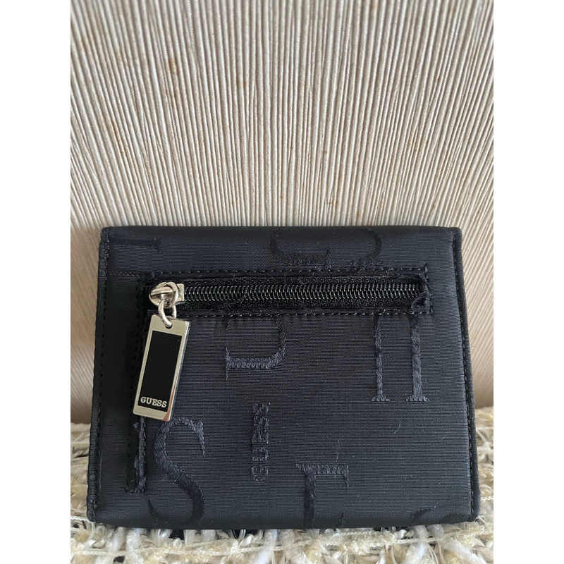Ví Guess vải dù 548357