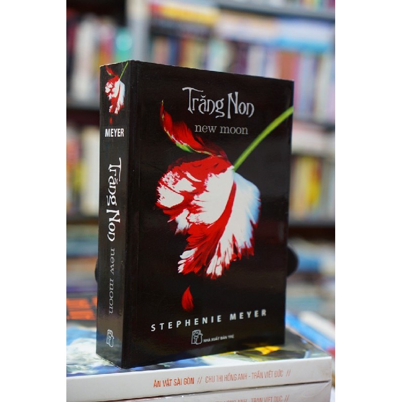 Trăng non (New Moon) - Stephenie Meyer 53779