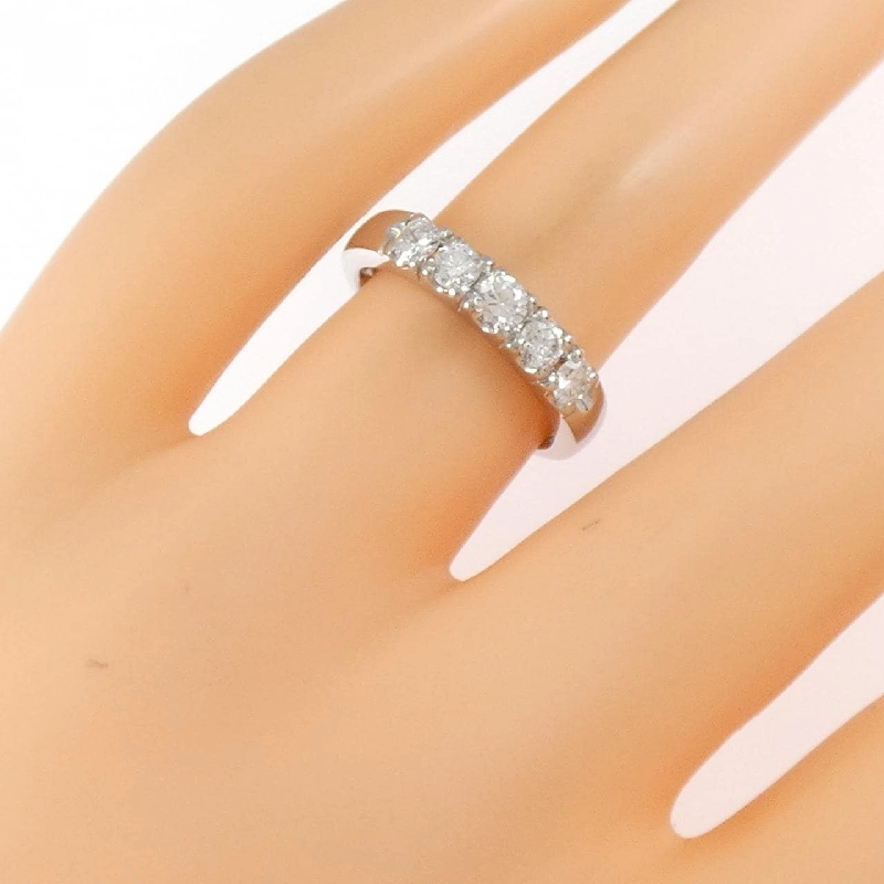 Nhẫn kim cương PT900 0.52CT 668935