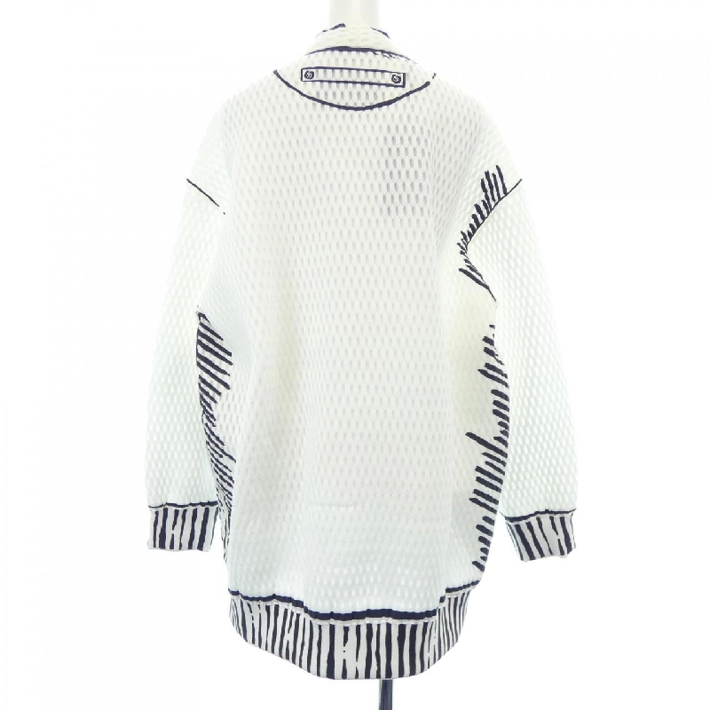 Áo khoác FENDI 635070