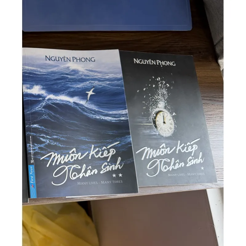 Sách Muôn kiếp nhân sinh 2phần, còn mới 1000362