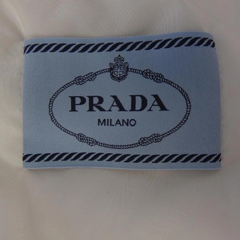 【Khuyến mãi】Áo khoác PRADA 636019