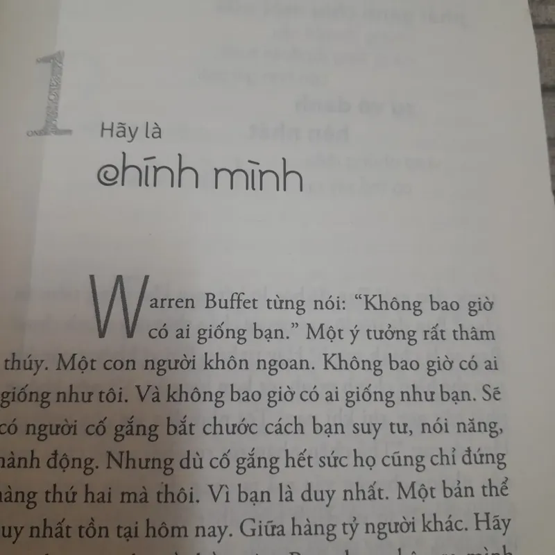 Đời ngắn đừng ngủ dài. Robin Sharma. In lần 22 599310