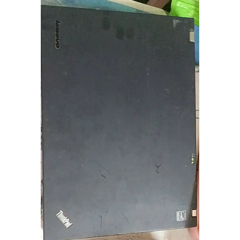 Laptop Fujitsu win10 màu đen 19in đã sử dụng còn mới 90% để 774519