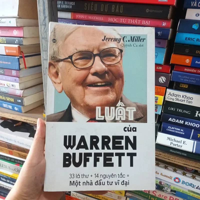 Luật Của Warren Buffett- Jeremy C. Miller 695616