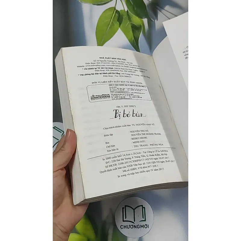 Bị bỏ bùa - Shanna Swendson 688690