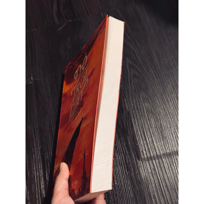 Đỏ trỗi dậy 472763
