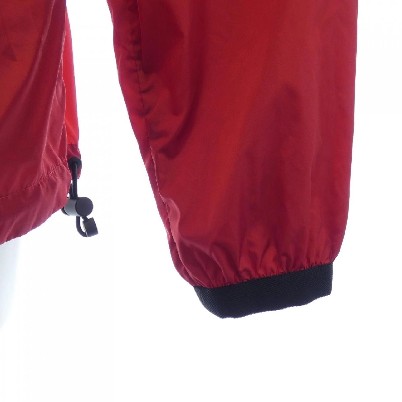 Áo khoác MONCLER - Hàng hiệu Authentic 895977