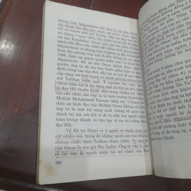 Cuộc đời trùm khủng bố quốc tế OSAMA BIN LADEN 518671