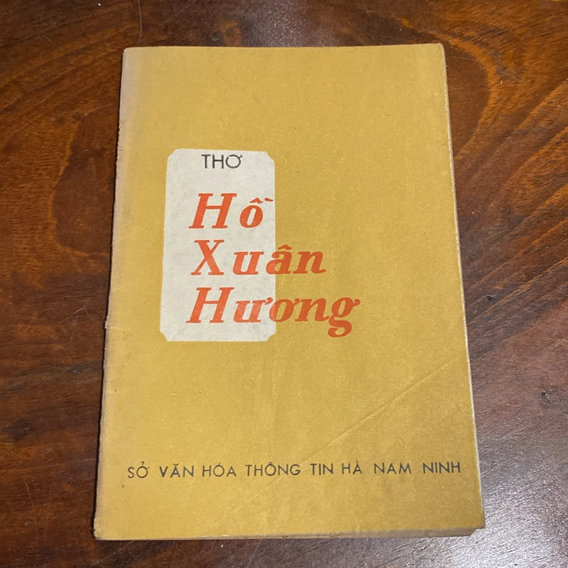 THƠ HỒ XUÂN HƯƠNG (XB 1987) 478574