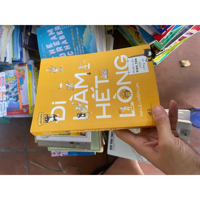 Sách đi làm hết lòng 311415