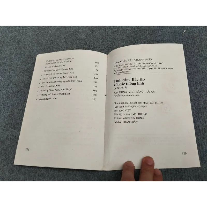 TÌNH CẢM BÁC HỒ VỚI CÁC TƯỚNG LĨNH 990641