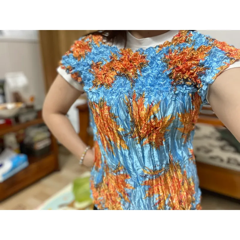 Áo khoác nữ Chanel họa tiết chữ thập đỏ xanh lớn size M 689489