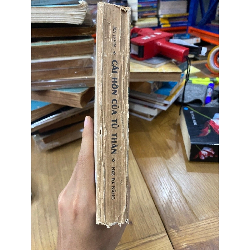 Cái hôn của tử thần - Ira Levin 459684