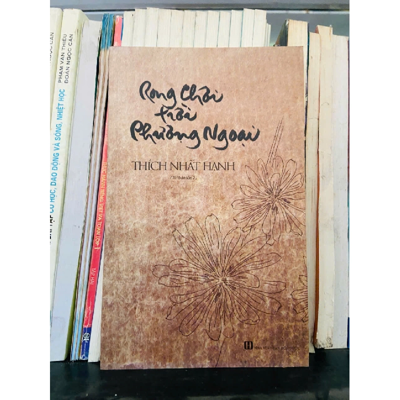 Rong chơi trời Phương Ngoại - Thích Nhất Hạnh (Phật giáo) VAVO 1043235