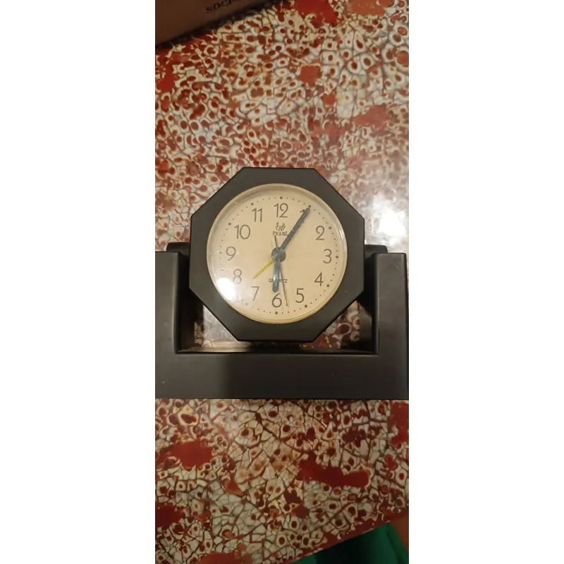 Đồng hồ để bàn 1030845