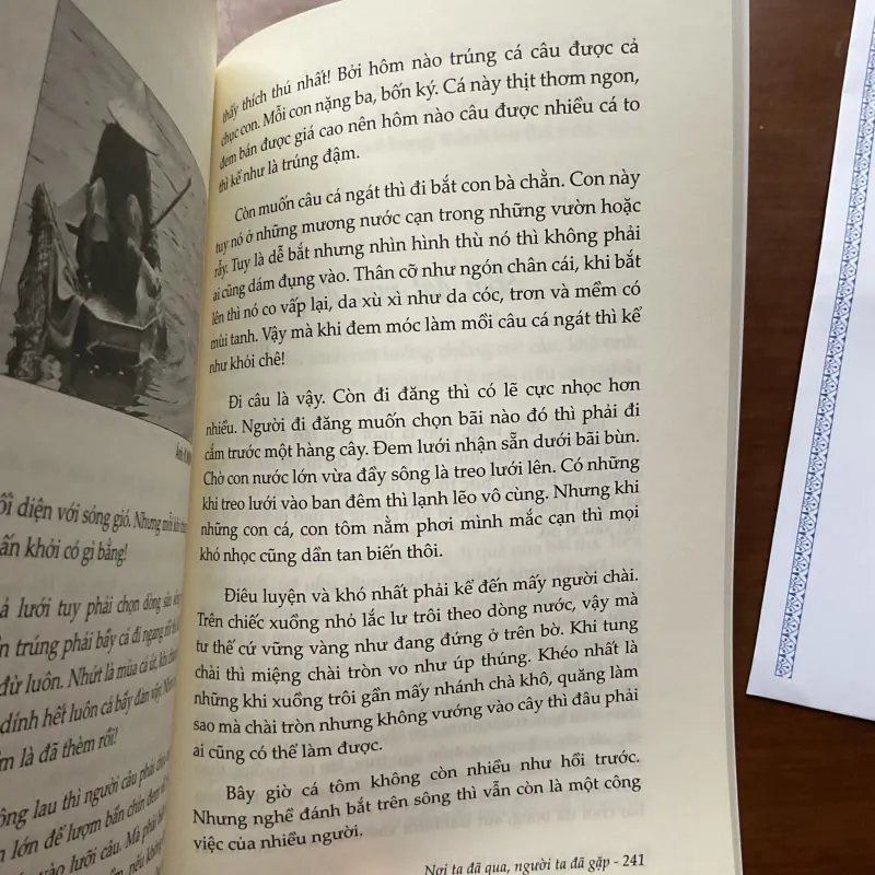 [TẢN VĂN] Nơi ta đã qua, người ta đã gặp - Nhiều tác giả 754985
