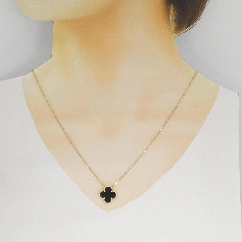 Vòng cổ Van Cleef & Arpels Vintage Alhambra - Hàng hiệu Authentic 839633