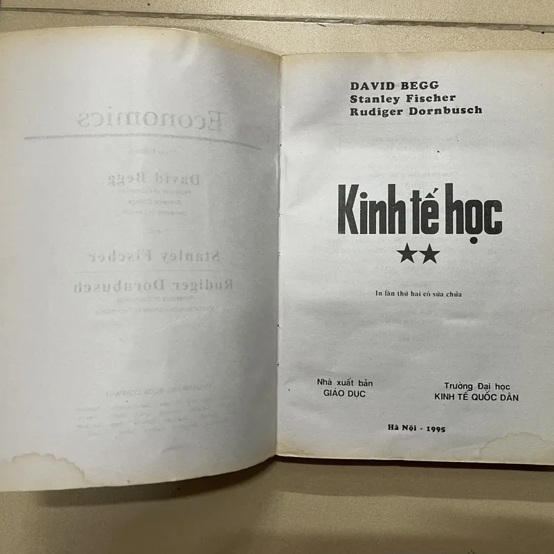 Kinh Tế Học - David Begg 720629