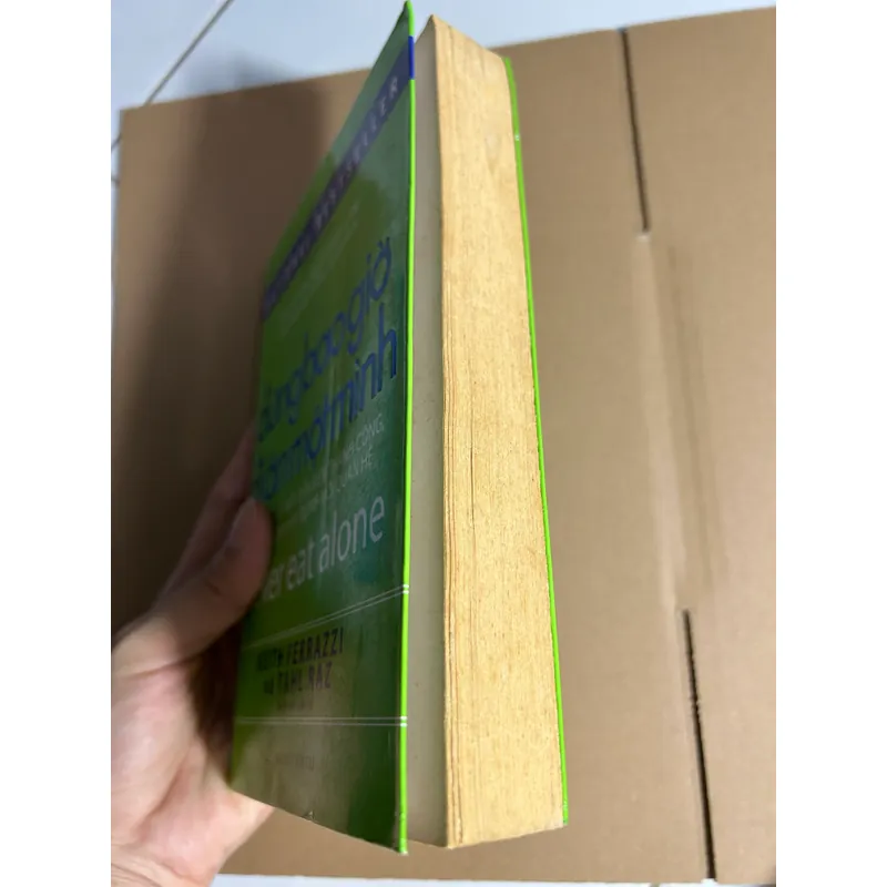 Đừng bao giờ đi ăn một mình 706530